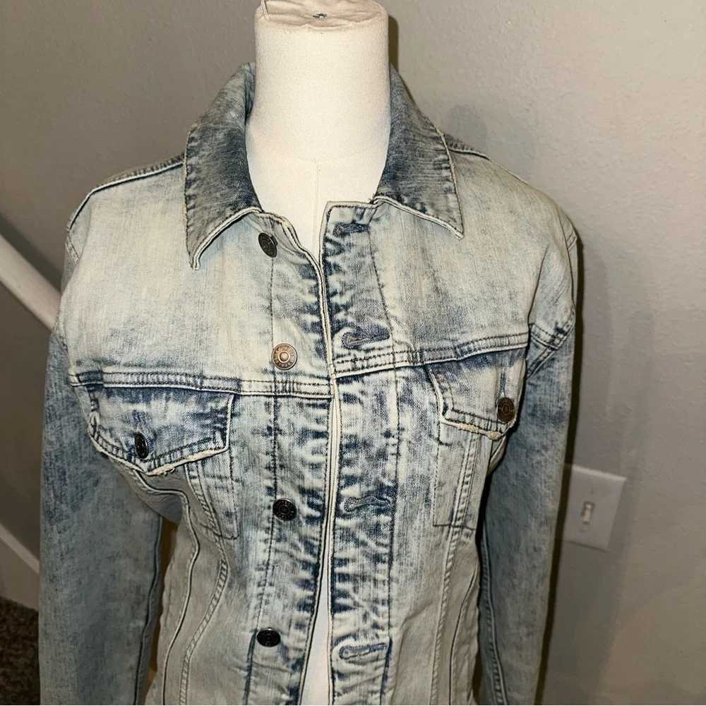 NWT Express Light Wash Jean Jacket